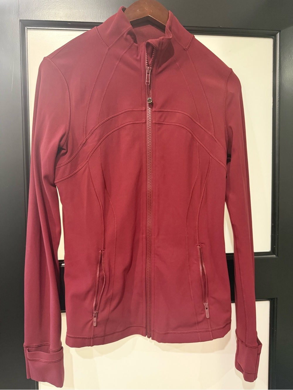 Lululemon Define Jacket Nulu Size 8 Burgundy Berry Full Zip Thumbholes
